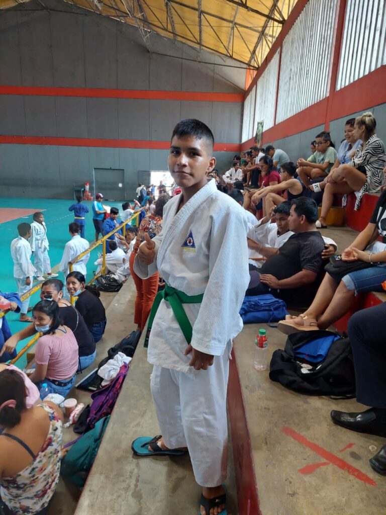 representante de karate virgen de loreto